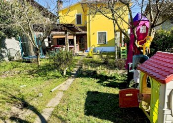 Giardino - Villa a Schiera via roma
 
207, Borgo San Siro - foto 16