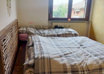 Camera / camera da letto - Villa a Schiera via roma
 
207, Borgo San Siro - foto 33