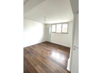 Foto 12 - Quadrilocale Viale Gorizia
 
sn, Pesaro - foto 12