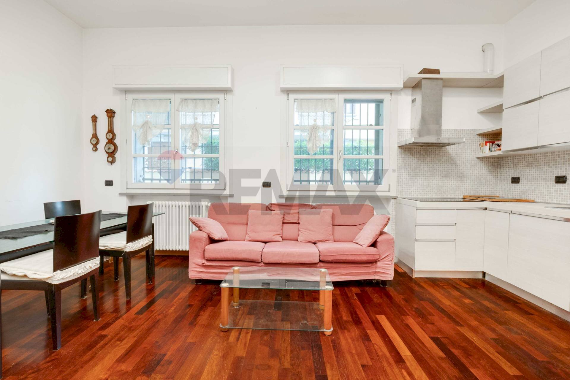 Sala da pranzo - Bilocale Calini
 
6, Legnano - foto 1