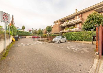 Edificio all\'aperto - Box via Casilina
 
1940, Roma - foto 15