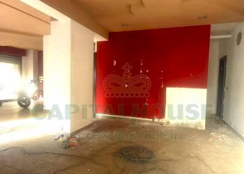 Foto 4 - Locale Commerciale via giuseppe bonaparte, Santa Maria Capua Vetere - foto 4