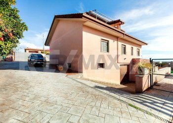 Casa all\'aperto - Villa Via Guatemala
 
14, Pomezia - photo 5