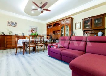 Sala da pranzo - Villa Via Guatemala
 
14, Pomezia - photo 9