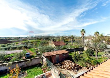 Balcone - Villa Via Guatemala
 
14, Pomezia - photo 21