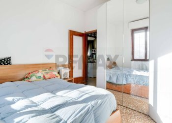 Camera / camera da letto - Villa Via Verdi
 
41, Gavirate - foto 7