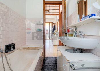 Bagno - Villa Via Verdi
 
41, Gavirate - foto 10