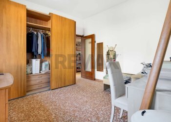 Camera / camera da letto - Villa Via Verdi
 
41, Gavirate - foto 12