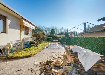 Giardino - Villa Via Verdi
 
41, Gavirate - foto 17