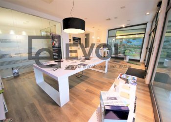 Foto 3 - Locale Commerciale viale Santa Caterina
 
51, Pasian di Prato - foto 3