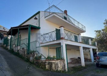 Casa all\'aperto - Villa via sm 22
 
97, Monreale - foto 1