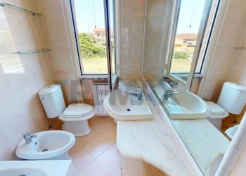 Bagno - Villa a Schiera Massa - foto 9