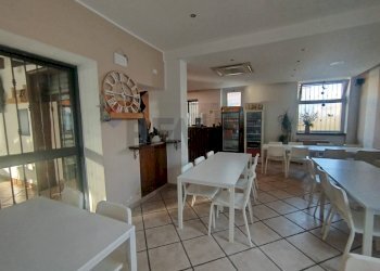 Sala da pranzo - Attività Commerciale Corso Vittime di via Fani
 
64, Cellamare - foto 7