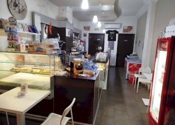 Cucina - Attività Commerciale Via Saverio Lioce
 
15, Bari - foto 8