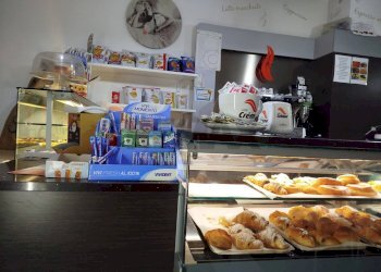 Cucina - Attività Commerciale Via Saverio Lioce
 
15, Bari - foto 10