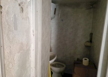 Foto 6 - Commercial Premises via Amendola
 
36, Angri - photo 6