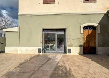 Foto 1 - Locale Commerciale viale Porto Torres
47, Sassari - foto 1