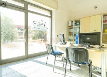 Foto 2 - Locale Commerciale viale Porto Torres
47, Sassari - foto 2