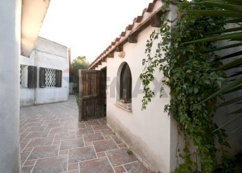 Casa all\'aperto - Villa Via Ibiza
 
18, Quartu Sant'Elena - foto 9