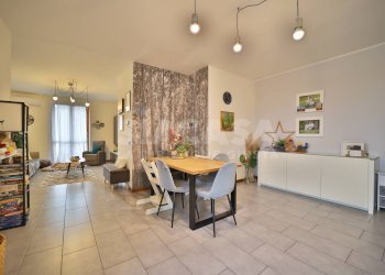 Foto 3 - Three-room apartment Via Vimercate
 
32, Ornago - photo 3