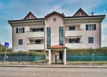 Foto 22 - Three-room apartment Via Vimercate
 
32, Ornago - photo 22