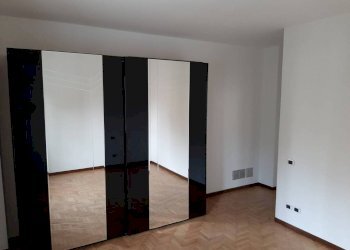 Camera da letto - Trilocale viale d'Italia, Brescia - foto 36