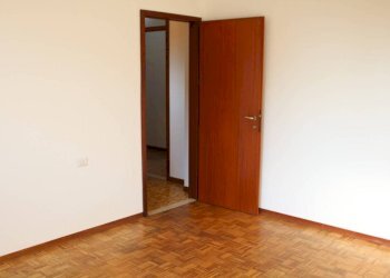 Camera da letto - Trilocale via del Santuario, frazione Seggiano, Pioltello - foto 9