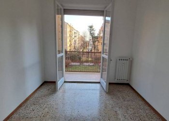 Camera da letto - Trilocale via del Santuario, frazione Seggiano, Pioltello - foto 19