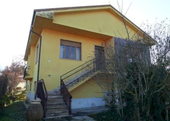 Facciata - Villa Regione Marmo, Canelli - foto 5