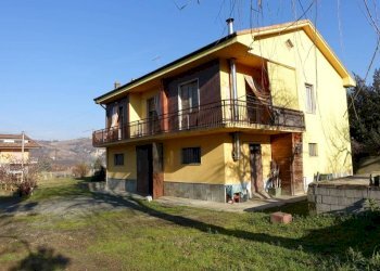 Facciata - Villa Regione Marmo, Canelli - foto 3