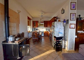 Cucina - Casa indipendente strada Statale 28 Sud, 20, Mondovì - foto 10