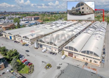 Edificio all\'aperto - Capannone Via Padana Superiore
 
317, Vimodrone - foto 4