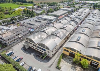 Edificio all\'aperto - Capannone Via Padana Superiore
 
317, Vimodrone - foto 7