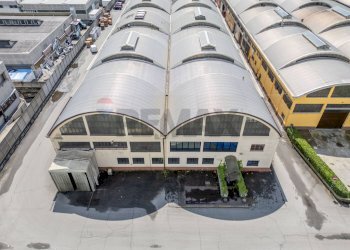 Edificio all\'aperto - Capannone Via Padana Superiore
 
317, Vimodrone - foto 8