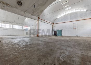 Parcheggio - Capannone Via Padana Superiore
 
317, Vimodrone - foto 14