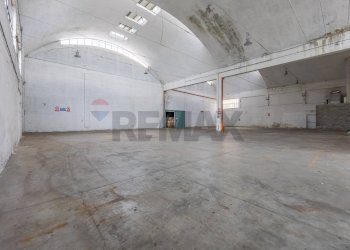 Parcheggio - Capannone Via Padana Superiore
 
317, Vimodrone - foto 16