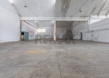 Parcheggio - Capannone Via Padana Superiore
 
317, Vimodrone - foto 17