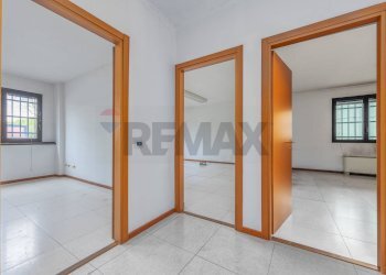 Hall / corridoio - Capannone Via Padana Superiore
 
317, Vimodrone - foto 22