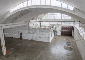 Parcheggio - Capannone Via Padana Superiore
 
317, Vimodrone - foto 38