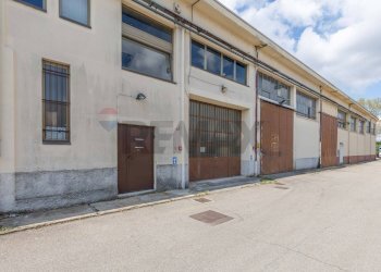 Edificio all\'aperto - Capannone Via Padana Superiore
 
317, Vimodrone - foto 4