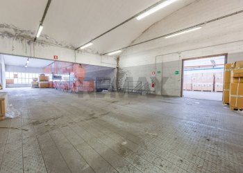 Parcheggio - Capannone Via Padana Superiore
 
317, Vimodrone - foto 13