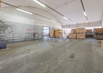 Parcheggio - Capannone Via Padana Superiore
 
317, Vimodrone - foto 16