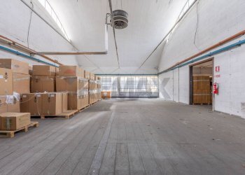 Parcheggio - Capannone Via Padana Superiore
 
317, Vimodrone - foto 20