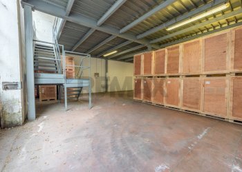 Parcheggio - Capannone Via Padana Superiore
 
317, Vimodrone - foto 21