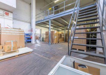 Scale - Capannone Via Padana Superiore
 
317, Vimodrone - foto 25