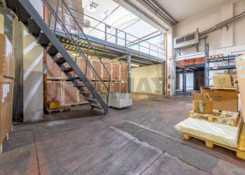 Scale - Capannone Via Padana Superiore
 
317, Vimodrone - foto 28