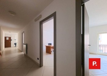 Foto 24 - Office VIA LEONETTI
 
27, Caserta - photo 24