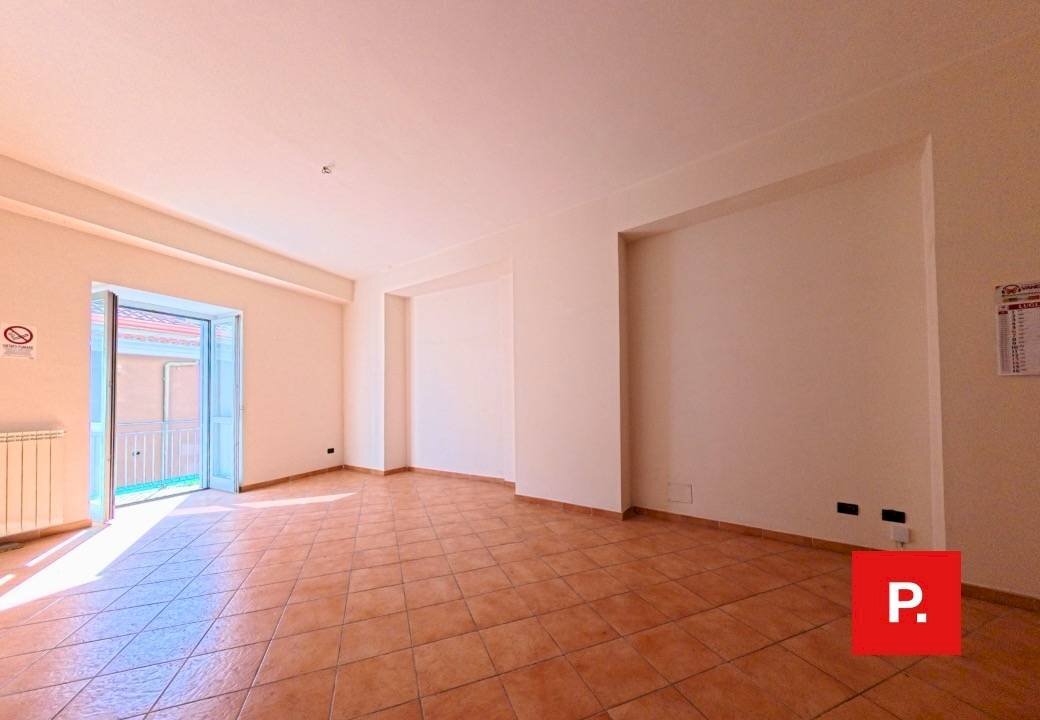 Foto 1 - Trilocale via ferrante
 
1, Caserta - foto 1