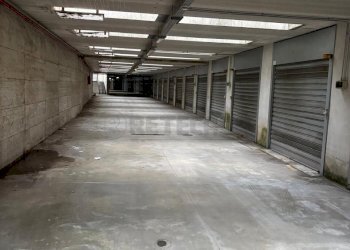 WhatsApp Image 2026-01-14 at 17.28.59 (1).jpeg - Box Via Parmenide snc, Salerno - foto 5