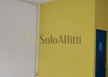 PHOTO-2026-01-09-15-25-05 4.jpg - Locale Commerciale Piazzale Caduti Saronnesi 8, Saronno - foto 19